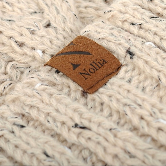 Hat and Scarf Set Knit Tweed Faux Fur Pom Pom NEW - Picture 6 of 8